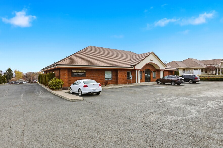 More Photos Of 3804 Kern Way, Yakima Office For Lease