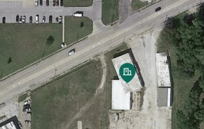 More Photos Of 1000 Monmouth Blvd, Galesburg Service For Sale