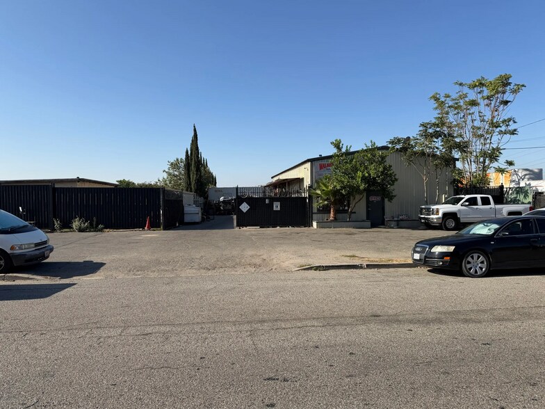 More Photos Of 13093-13107 Whittram Ave, Rancho Cucamonga Warehouse For Sale