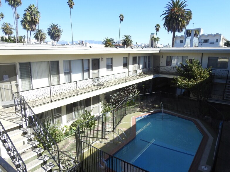 More Photos Of 409 S Manhattan Pl, Los Angeles Apartments For Sale