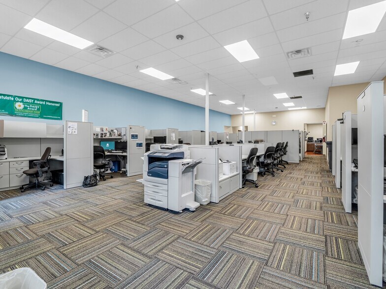 More Photos Of 104-168 Fiddlers Run Blvd, Morganton Unknown For Lease