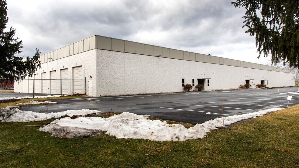 More Photos Of 7553 Morris Ct, Allentown Unknown For Lease