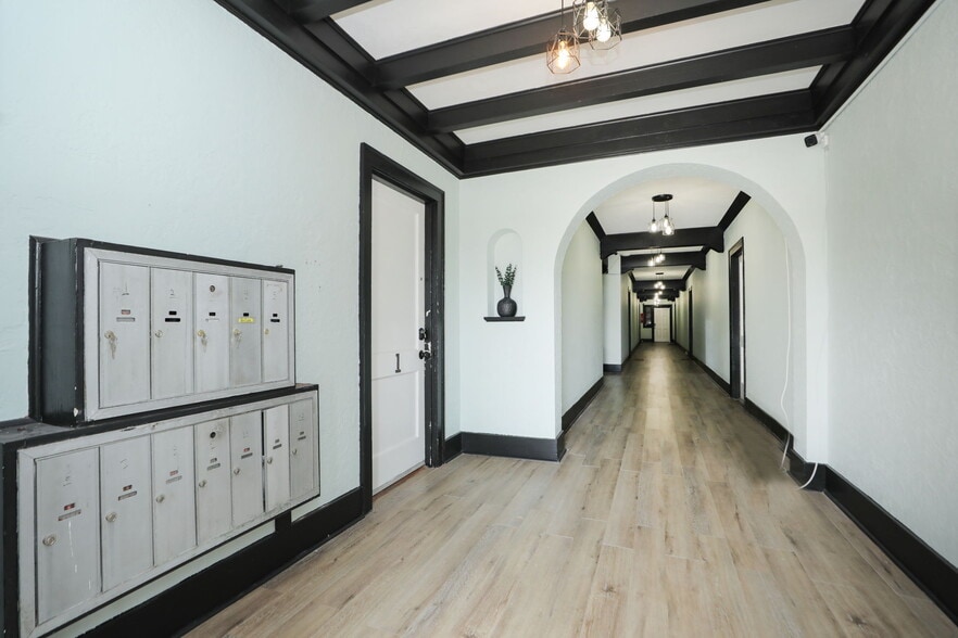 More Photos Of 717 Broadway St, Galveston Apartments For Sale