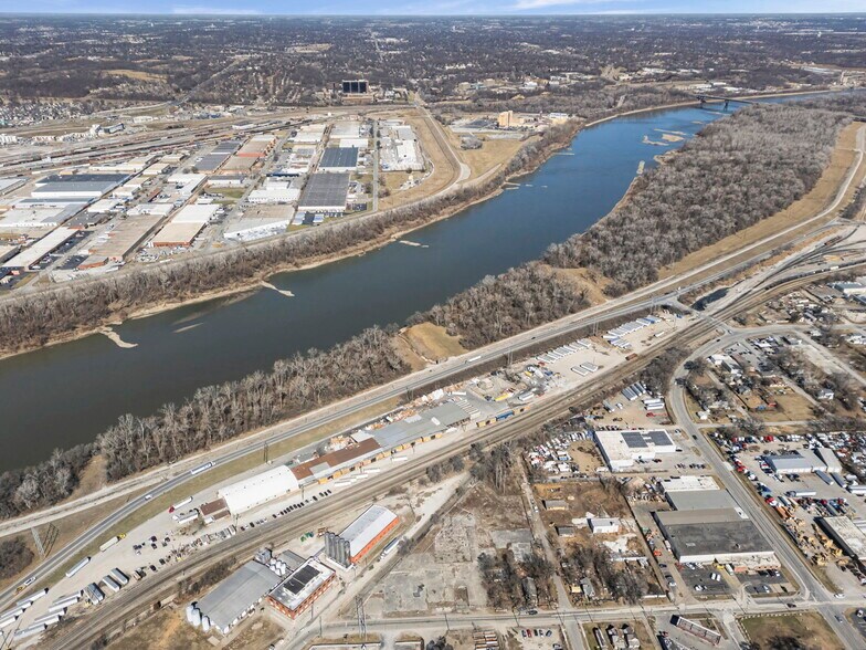 More Photos Of 910 N Prospect Ave, Kansas City Land For Sale
