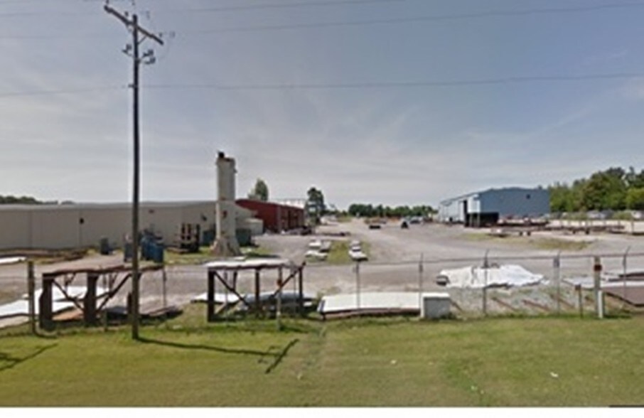 More Photos Of 9490 E Highway 412, Locust Grove Warehouse For Sale