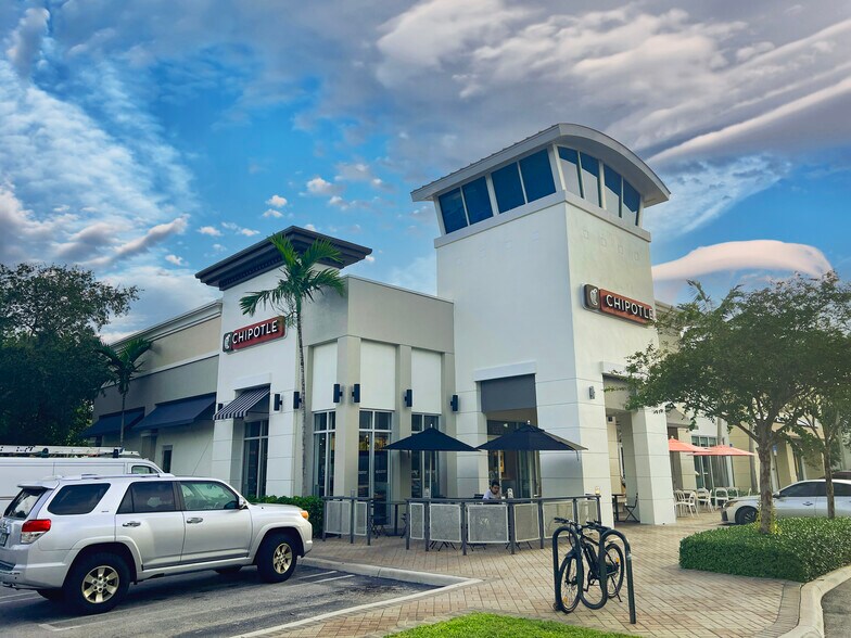 More Photos Of 510 Linton Blvd, Delray Beach General Retail For Lease