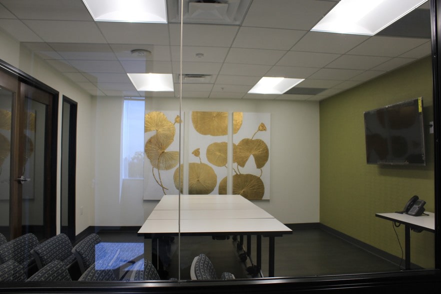 More Photos Of 3711 Long Beach Blvd, Long Beach Coworking Space