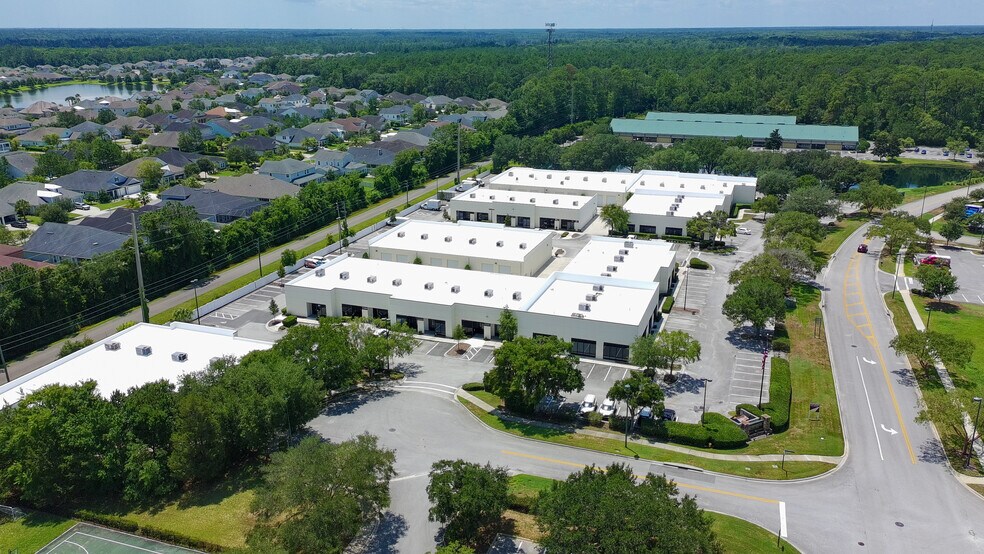 More Photos Of 280 Business Park Cir, Saint Augustine Light Distribution For Lease
