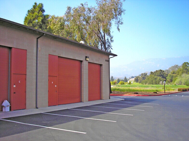 More Photos Of 6489 Calle Real, Goleta Research And Development For Lease