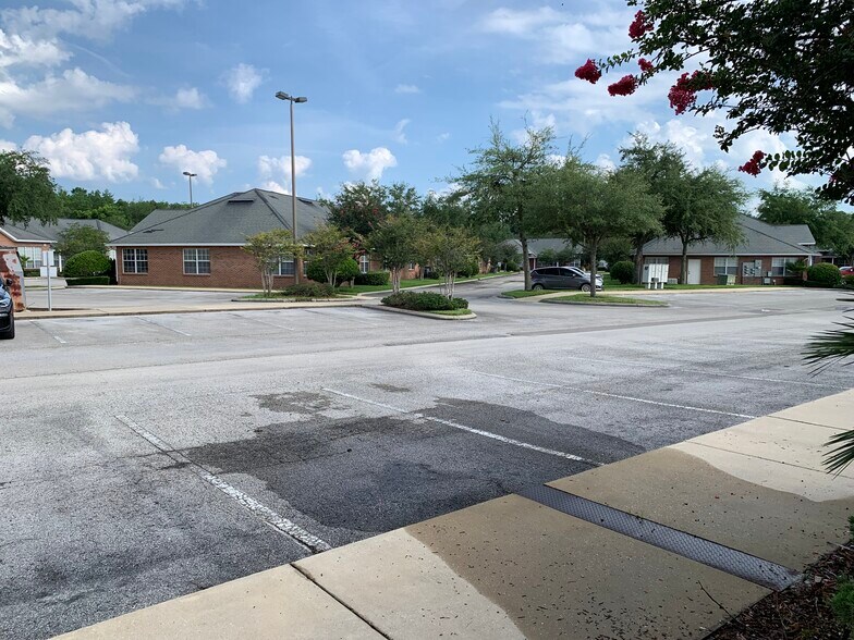 More Photos Of 6817 Southpoint Pky, Jacksonville Medical For Lease