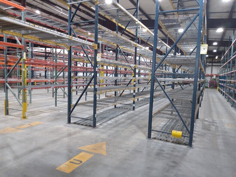 More Photos Of 181 Boyd St, Montgomery Warehouse For Lease