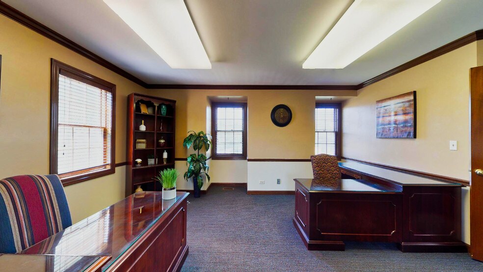 More Photos Of 1632 W Colonial Pky, Inverness Loft Creative Space For Lease