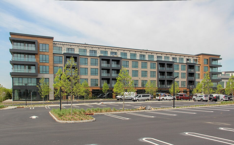More Photos Of 253 NJ-18, East Brunswick Unknown For Lease