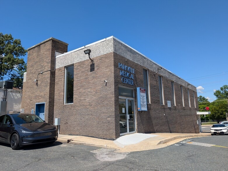 More Photos Of 8713 Harford Rd, Baltimore Office For Lease