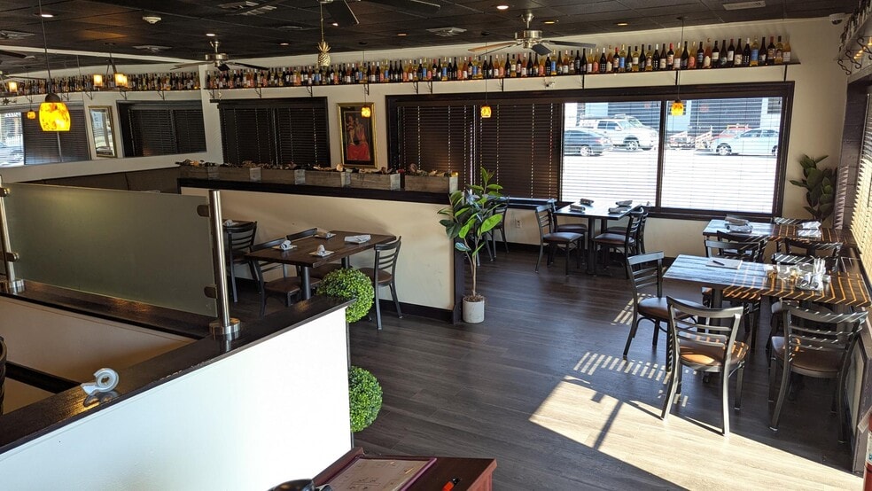 More Photos Of 1785 Cranston St, Cranston Unknown For Lease