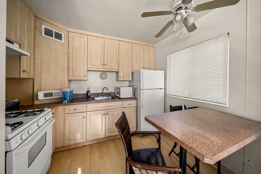More Photos Of 1011 Laguna St, Santa Barbara Apartments For Sale