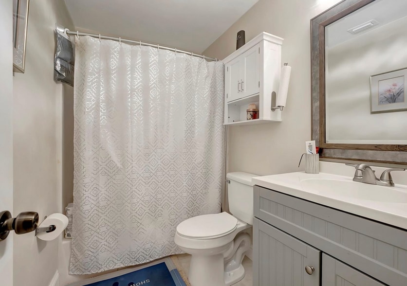 More Photos Of 8413 N Hamner Ave, Tampa Apartments For Sale