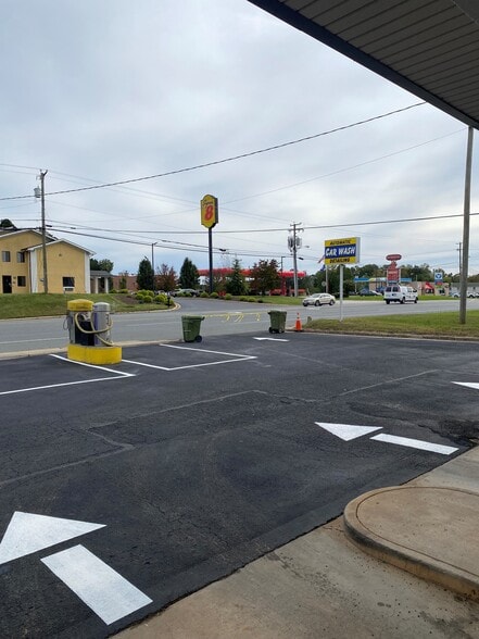 More Photos Of 2011 S Main St, Farmville Carwash For Sale