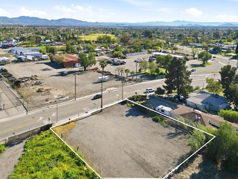 More Photos Of 1940 Short St, San Bernardino Land For Sale
