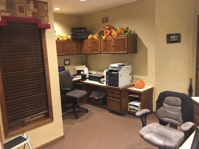 More Photos Of 77 E Crystal Lake Ave, Crystal Lake Medical For Sale