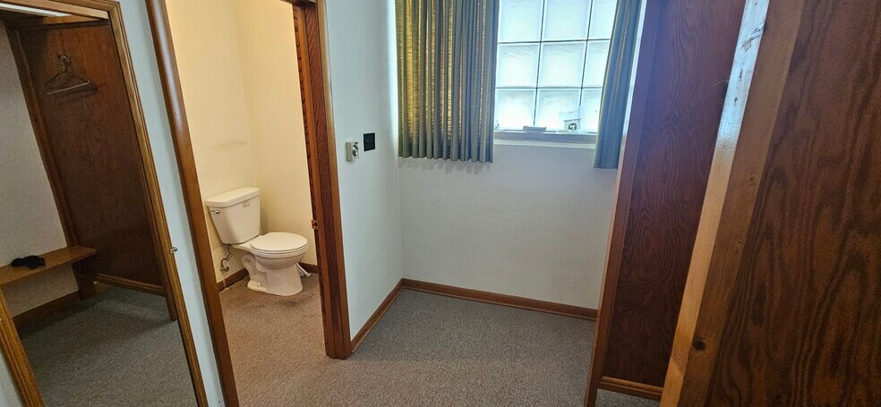 More Photos Of 210 Wolf Ave, Englewood Lodge Meeting Hall For Sale