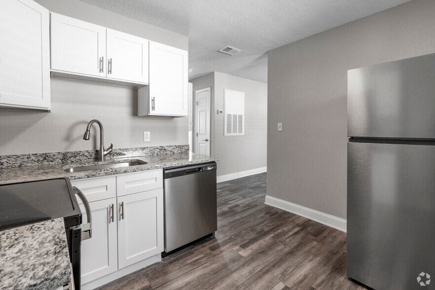 More Photos Of 2479 Julia Ave, Charlotte Apartments For Sale