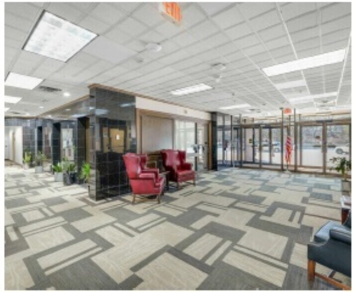 More Photos Of 3103 Executive Pky, Toledo Office For Sale
