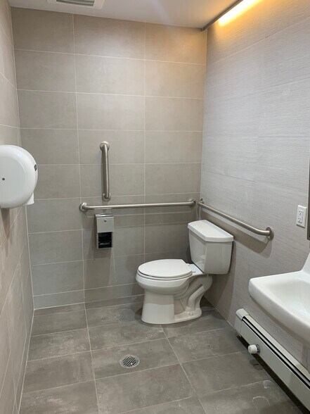 More Photos Of 100 E Broadway, New York Office For Sale