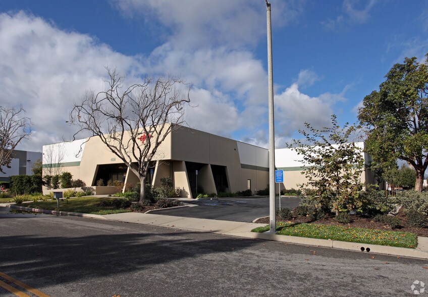 More Photos Of 4681 Calle Bolero, Camarillo Manufacturing For Lease