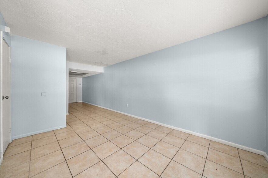 More Photos Of , Avon Park Multifamily For Sale