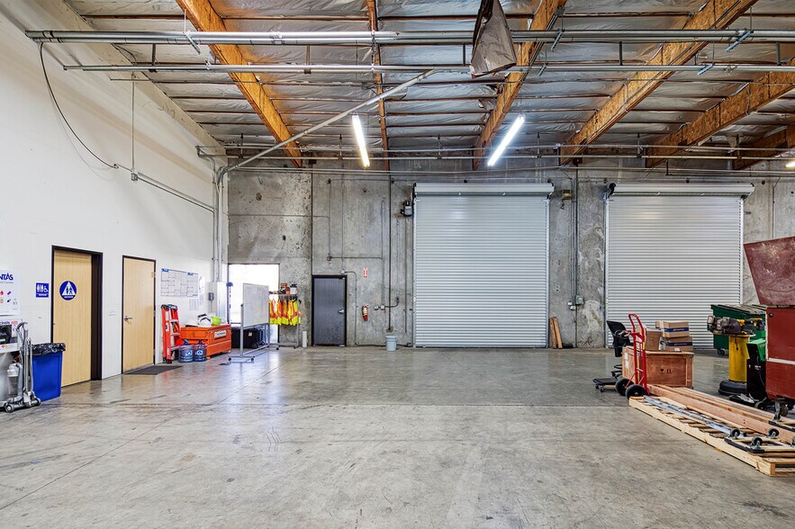 More Photos Of 3920 W Capitol Ave, West Sacramento Warehouse For Sale