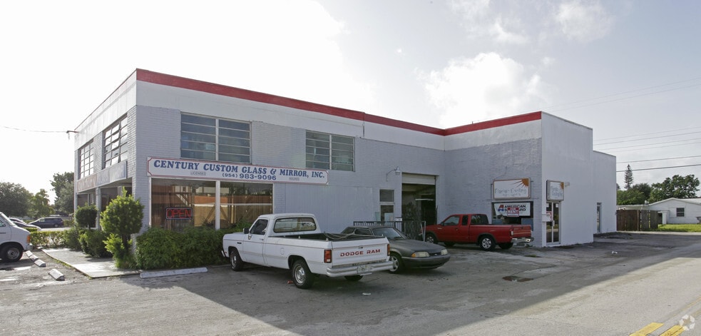 More Photos Of 5888 Johnson St, Hollywood Light Manufacturing For Lease