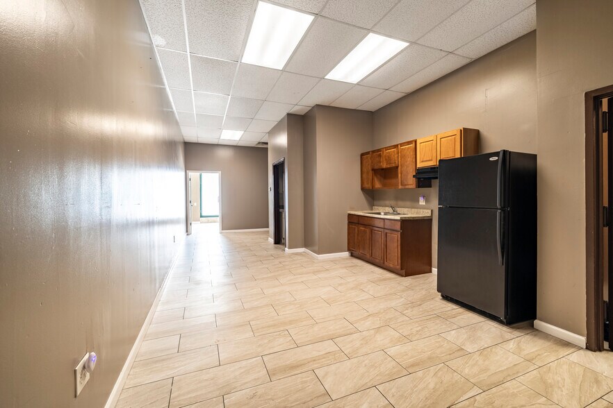 More Photos Of 148-11 175th St, Jamaica Storefront Retail Office For Sale