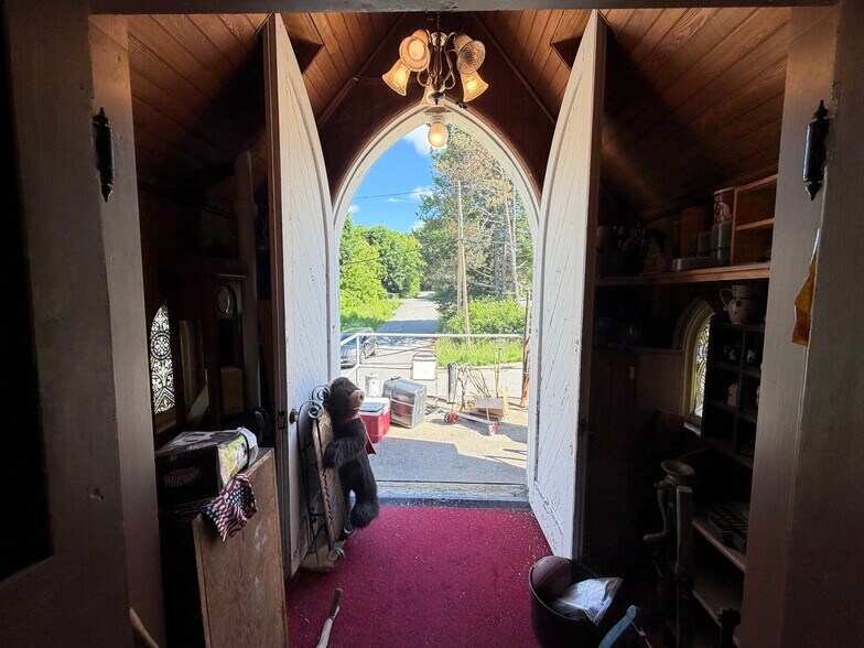 More Photos Of 103 Spring St, Dexter Religious Facility For Sale