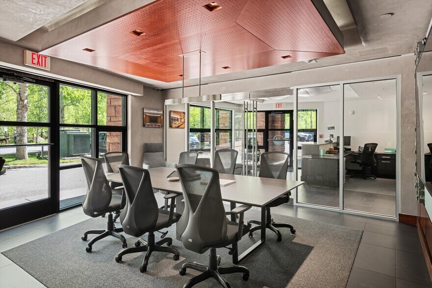 More Photos Of 601 Rio Grande Pl, Aspen Apartments For Sale