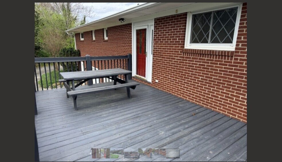 More Photos Of 4909 Boone Trl, Millers Creek Flex For Sale