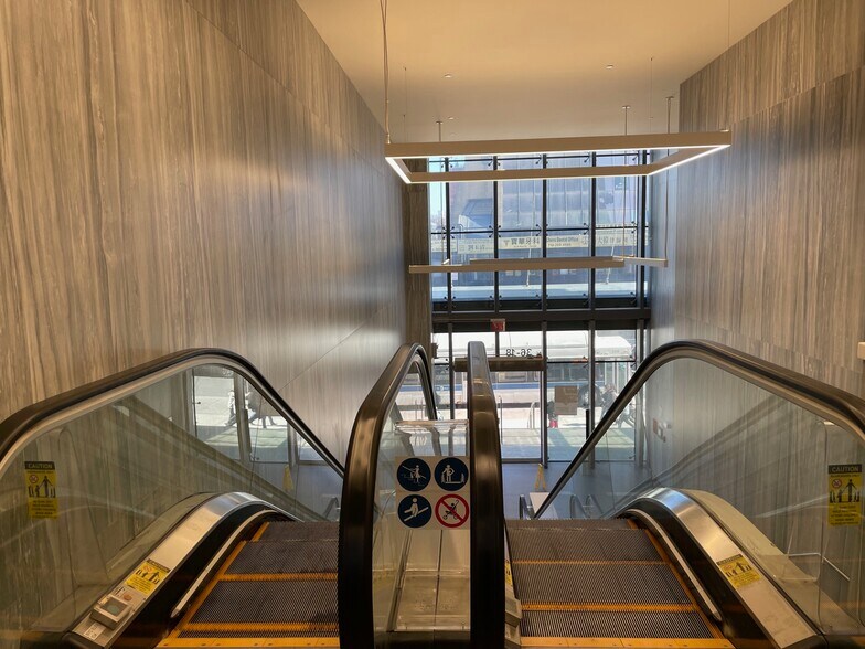 More Photos Of 36-18 Main St, Flushing Medical For Lease