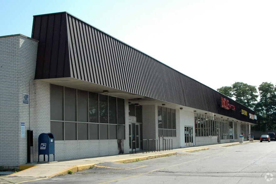 More Photos Of 1000 E Sibley Blvd, Dolton Unknown For Lease