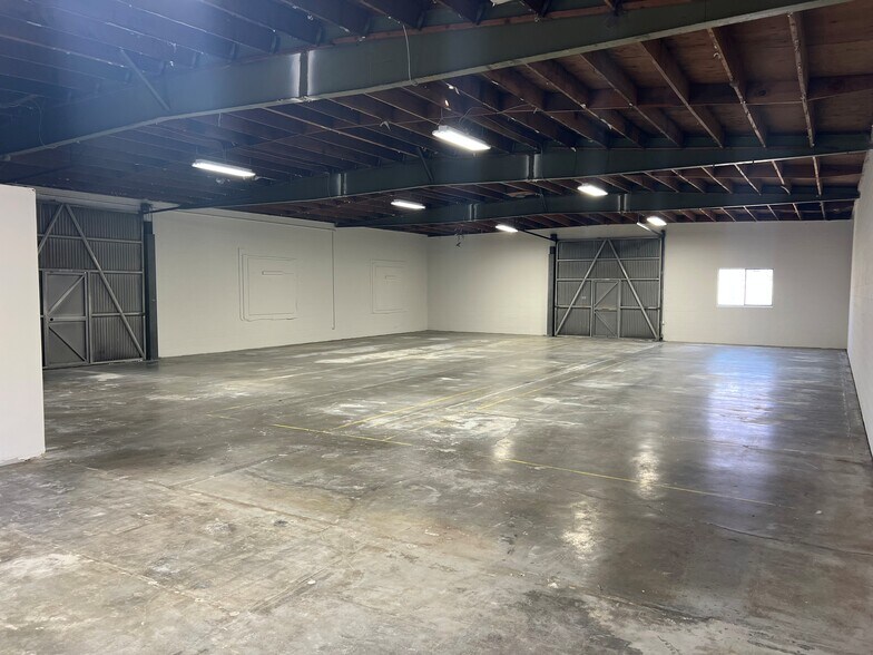 More Photos Of 2068 Mountain View Rd, El Monte Warehouse For Lease