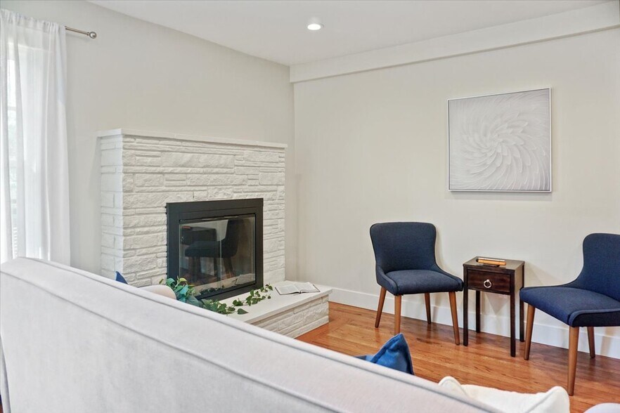 More Photos Of 1191 E Walnut St, Pasadena Office Residential For Sale