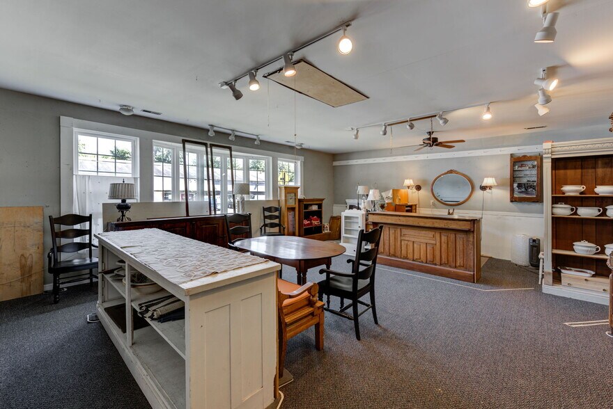 More Photos Of 9430 Main Ave, Cincinnati General Retail For Sale