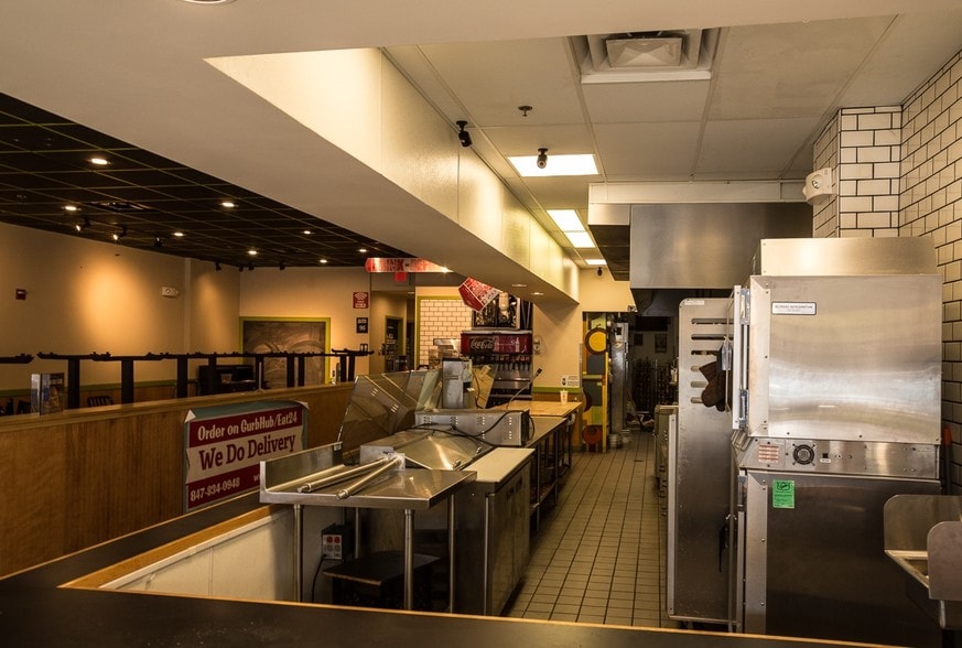 More Photos Of 1820-2041 Tower Dr, Glenview Unknown For Lease