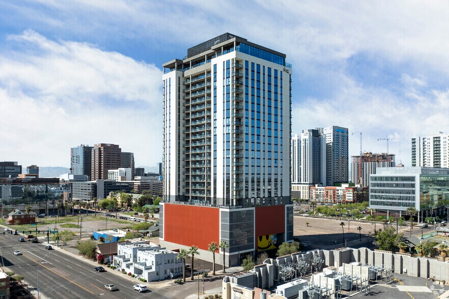 More Photos Of 817 N 6th St, Phoenix Apartments For Lease