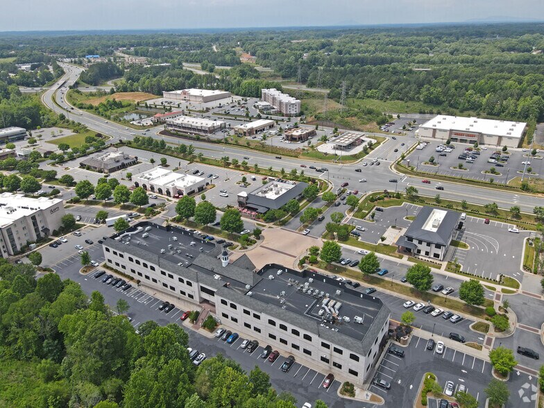 More Photos Of 1210-1287 Creekshire Way, Winston-Salem General Retail For Lease