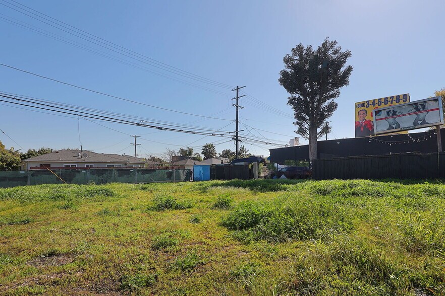 More Photos Of 2502 S Robertson Blvd, Los Angeles Freestanding For Sale