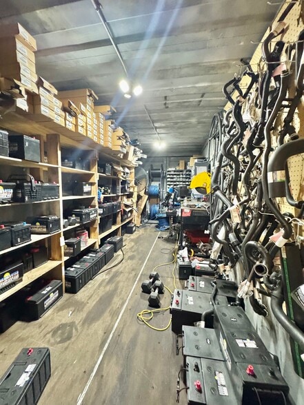 More Photos Of 14610 Guy R Brewer Blvd, Jamaica Warehouse For Sale