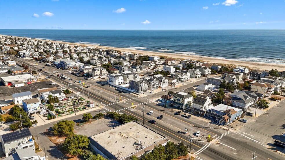 More Photos Of 512 Long Beach Blvd, Surf City Restaurant For Sale