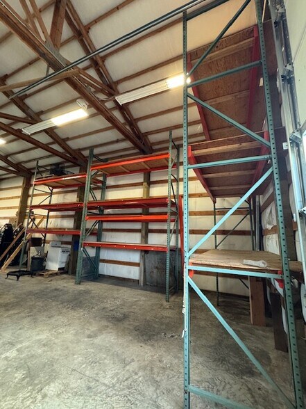 More Photos Of 2334 Mt Baker Hwy, Bellingham Office For Lease