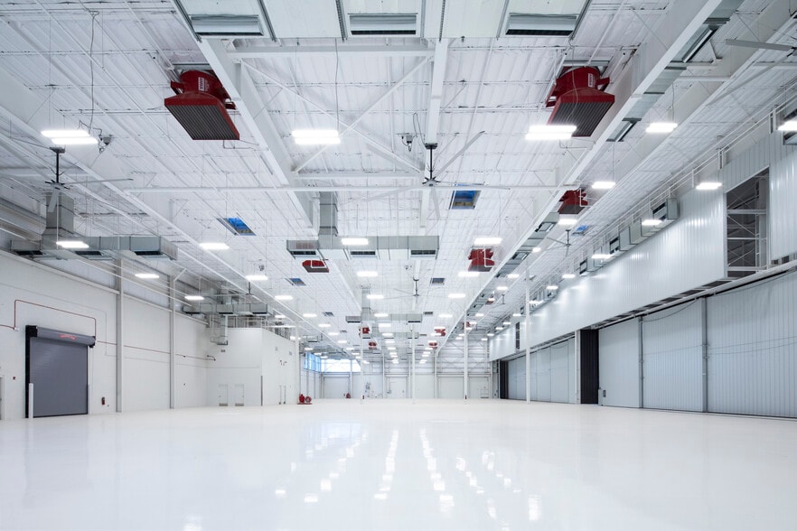 More Photos Of 6253 S Sossaman Rd, Mesa Airplane Hangar For Lease