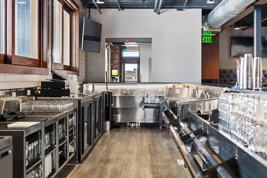 More Photos Of 7 1st St SE, Minot Specialty For Sale
